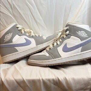 Nike White and Gray High-Top Sneakers with Purple Accents